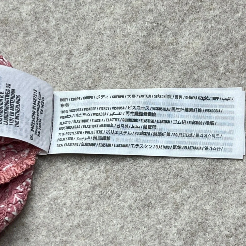 Hollister Pink Floral Smocked Crop Top Womens Medium Cami Ruffle Hem Boho EUC - Picture 4 of 7